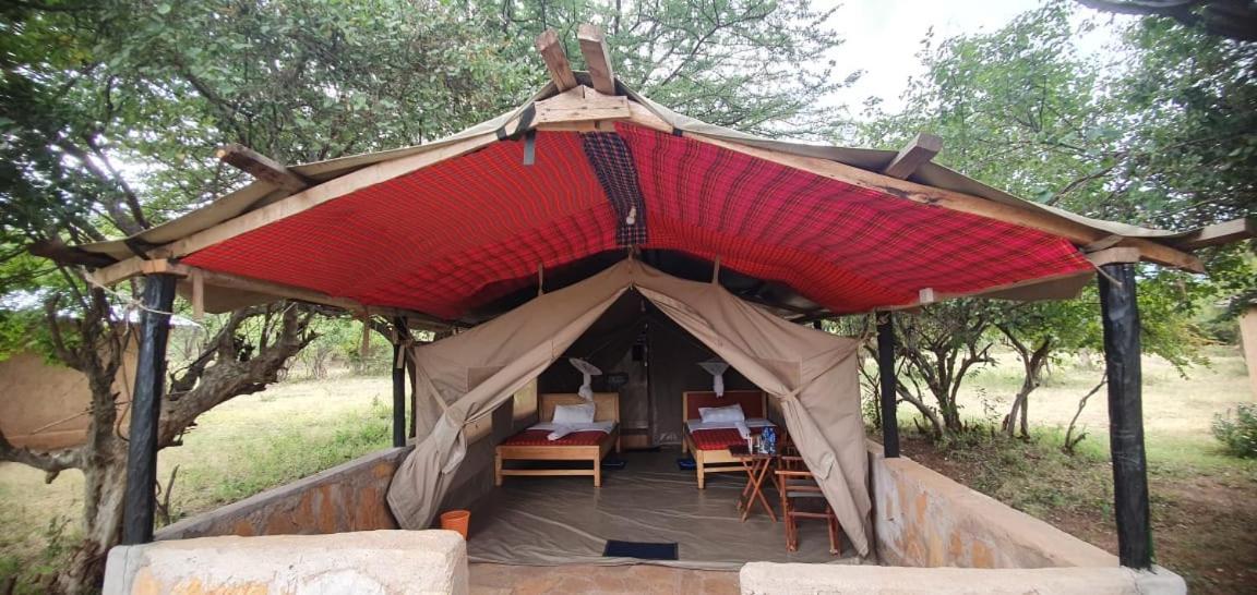 Leruk Maasai Mara Camp Hotel Sekenani Ngoại thất bức ảnh